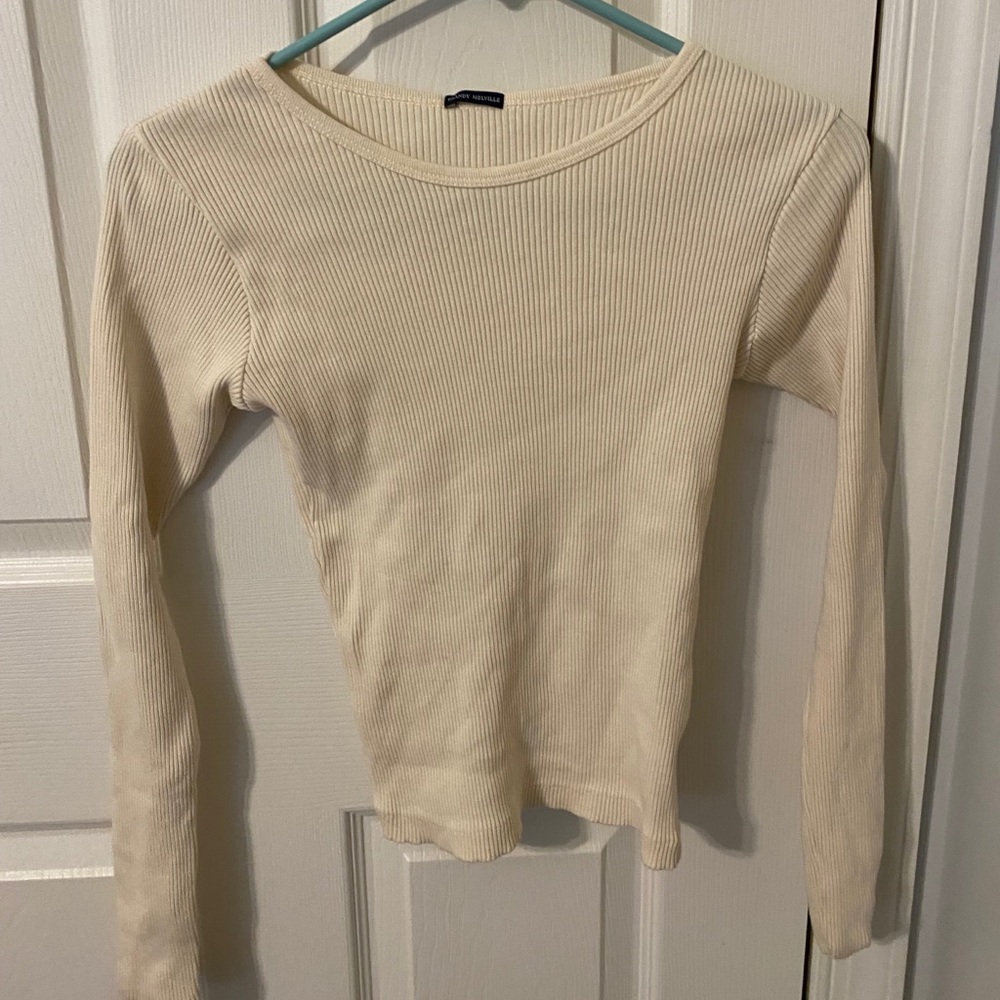Brandy Melville Long sleeve top